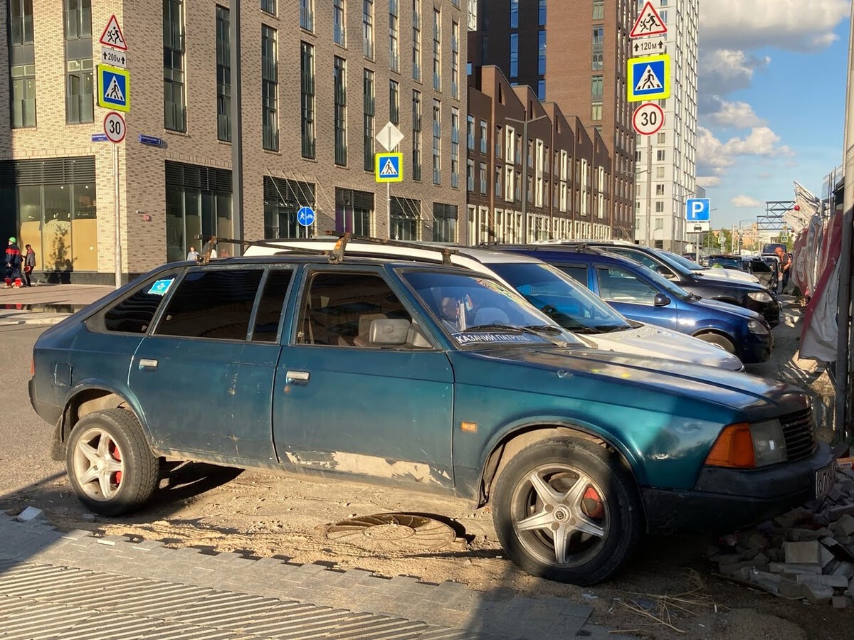 Москва, № О 719 ВО 11 — Москвич-2141V3 Юрий Долгорукий '97-01; Коми — Вне региона