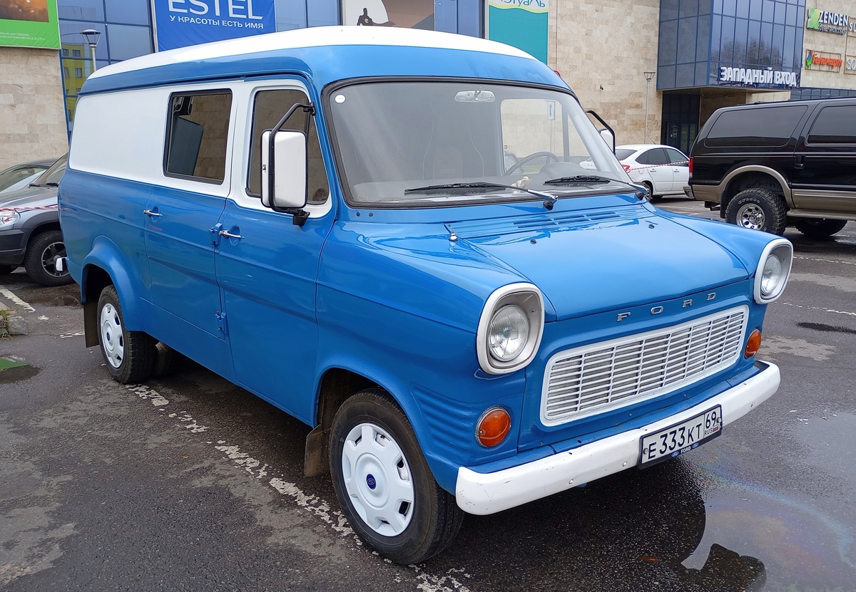 Тверская область, № Е 333 КТ 69 — Ford Transit (1G) '65-78; Тверская область — Закрытие сезона 2025 Тверского ретро-клуба