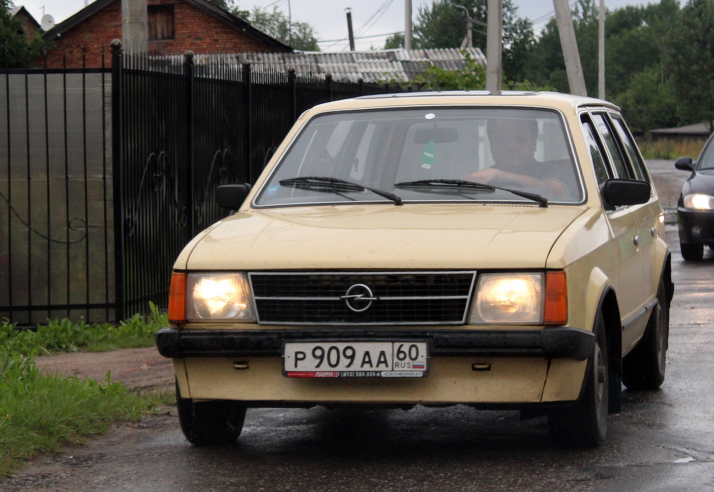Псковская область, № Р 909 АА 60 — Opel Kadett (D) '79-84