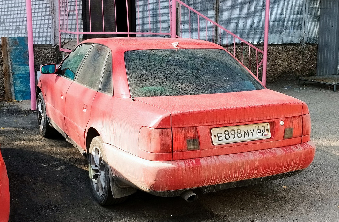Псковская область, № Е 898 МУ 60 — Audi A6 (C4) '94-97