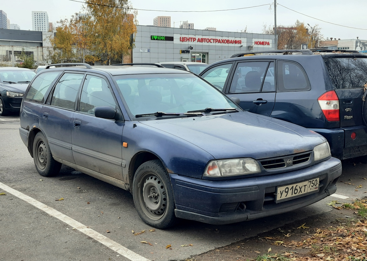 Московская область, № У 916 ХТ 750 — Nissan Primera Estate I (P10) '90-97