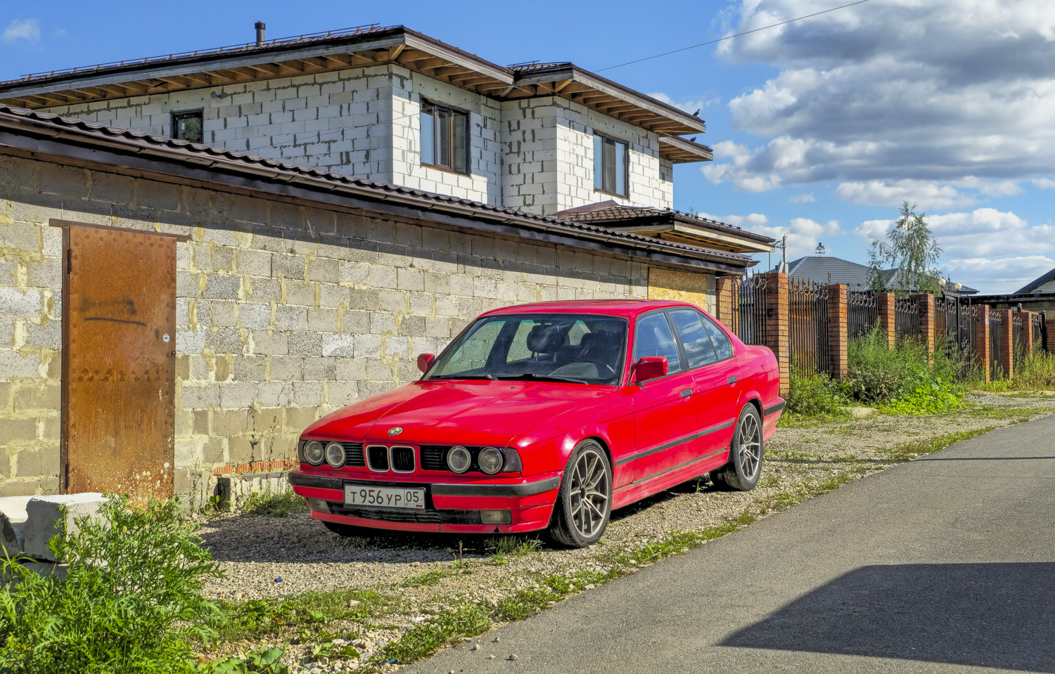 Дагестан, № Т 956 УР 05 — BMW 5 Series (E34) '87-96