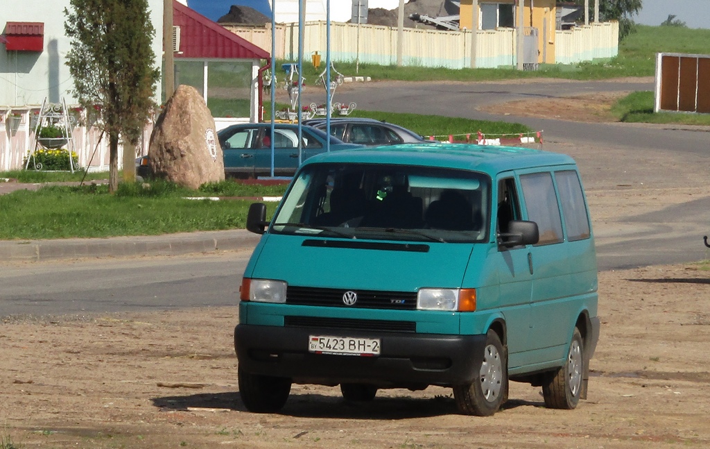 Витебская область, № 5423 ВН-2 — Volkswagen Typ 2 (T4) '90-03