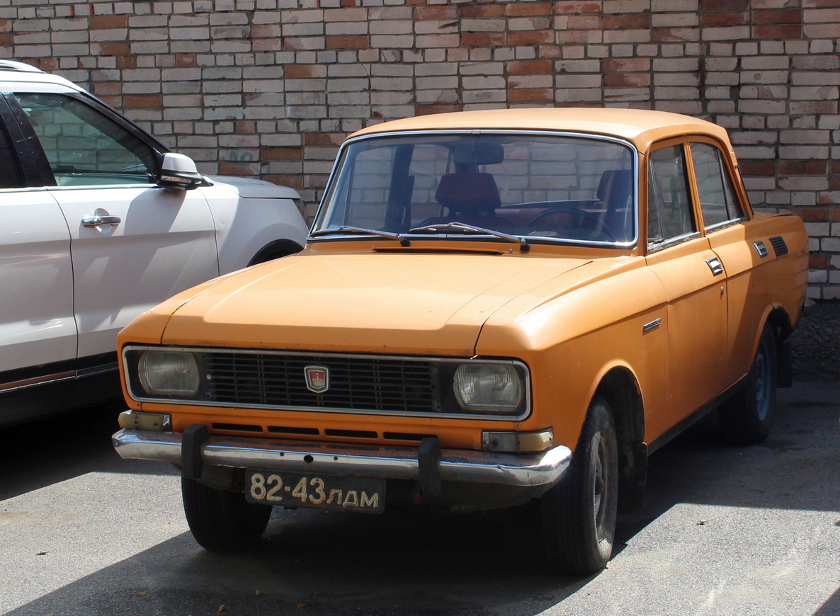 Санкт-Петербург, № 82-43 ЛДМ — Москвич-2140 '76-88
