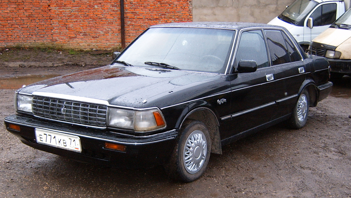 Тульская область, № Е 771 КВ 71 — Toyota Crown (S130) '87-91