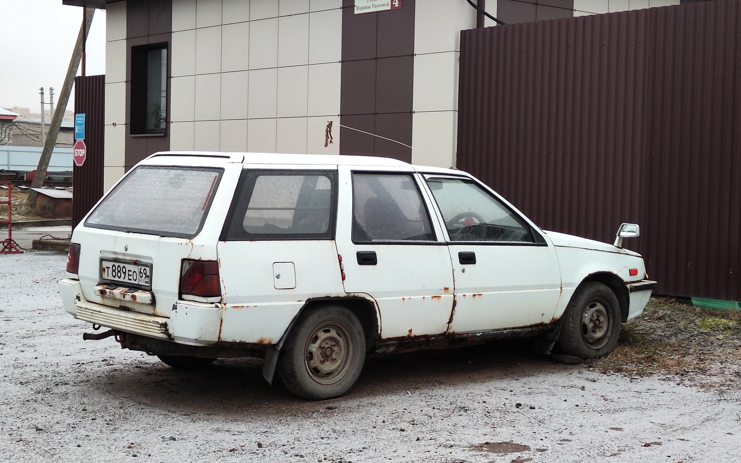Тверская область, № Т 889 ЕО 69 — Mitsubishi Mirage (3G) '87-91