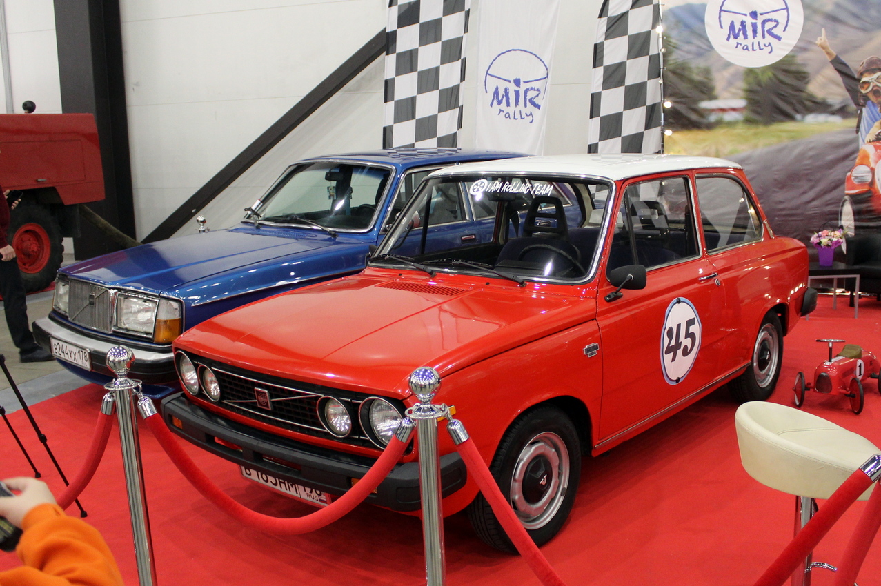 Санкт-Петербург, № В 185 НМ 198 — Volvo 66 '75-80; Санкт-Петербург — Олдтаймер-Галерея Ильи Сорокина