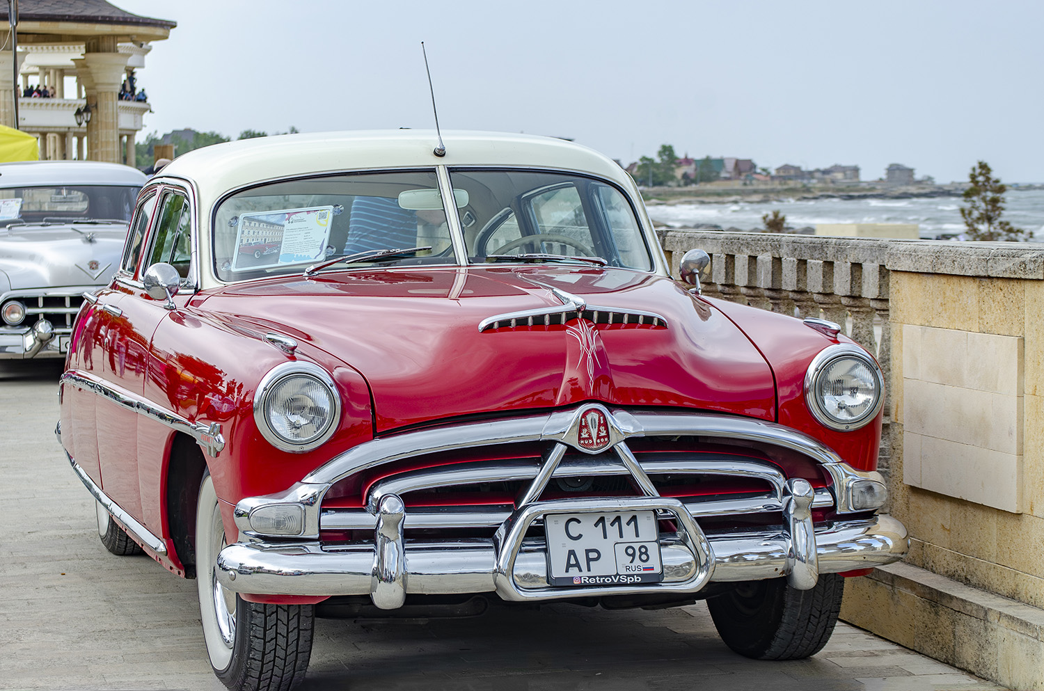 Санкт-Петербург, № С 111 АР 98 — Hudson Hornet '51-54; Дагестан — Мотор-шоу "Самовар" (Дербент 2023 г.)