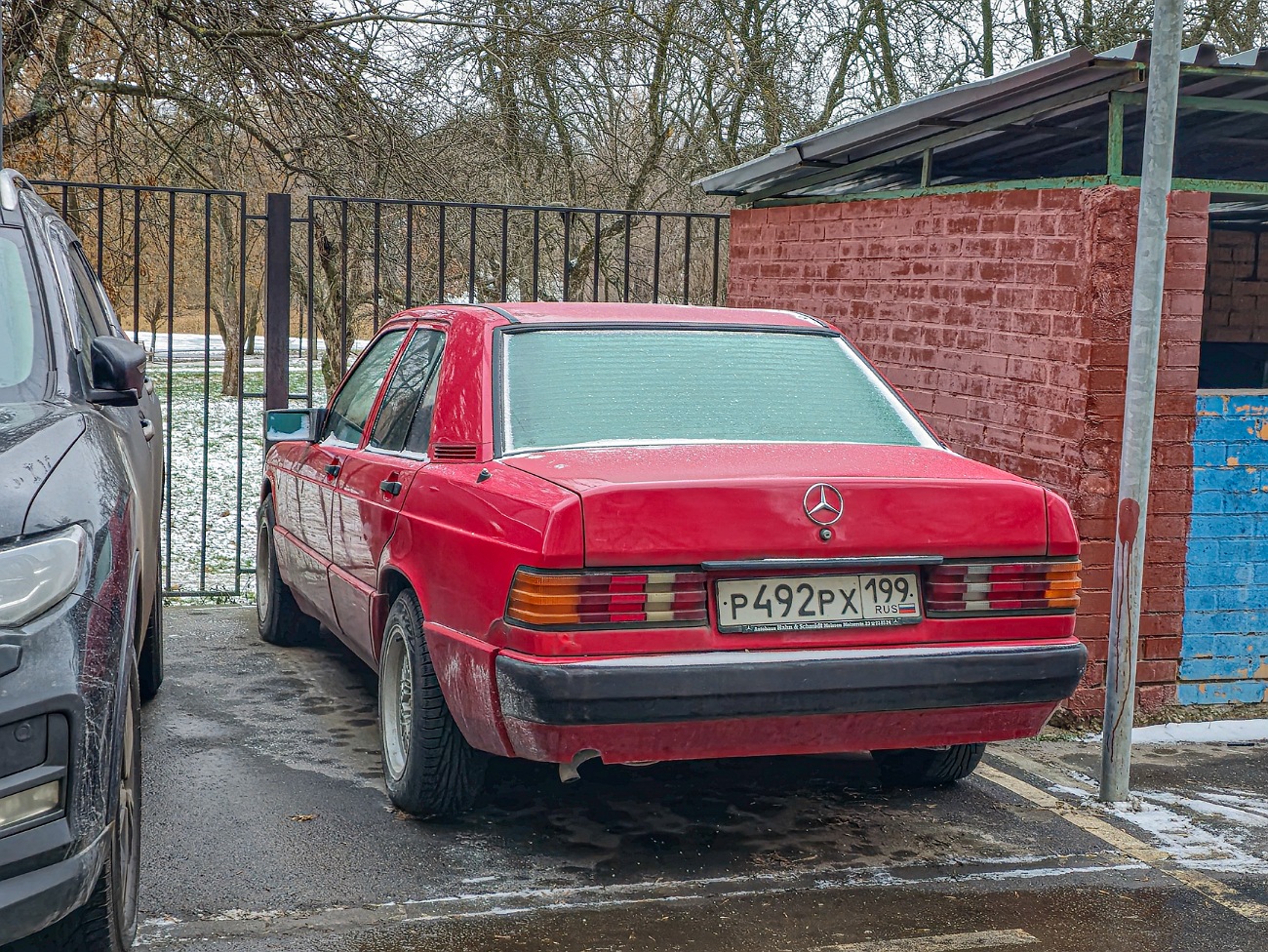 Москва, № Р 492 РХ 199 — Mercedes-Benz 190 (W201) '82-93