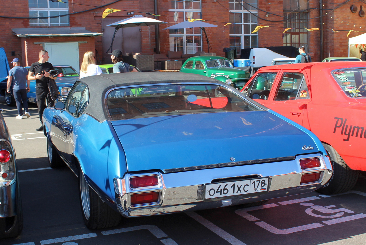 Санкт-Петербург, № О 461 ХС 178 — Oldsmobile Cutlass (3G) '68-72; Санкт-Петербург — Ежегодная выставка классических и кастомных автомобилей и мотоциклов "Original Meet"
