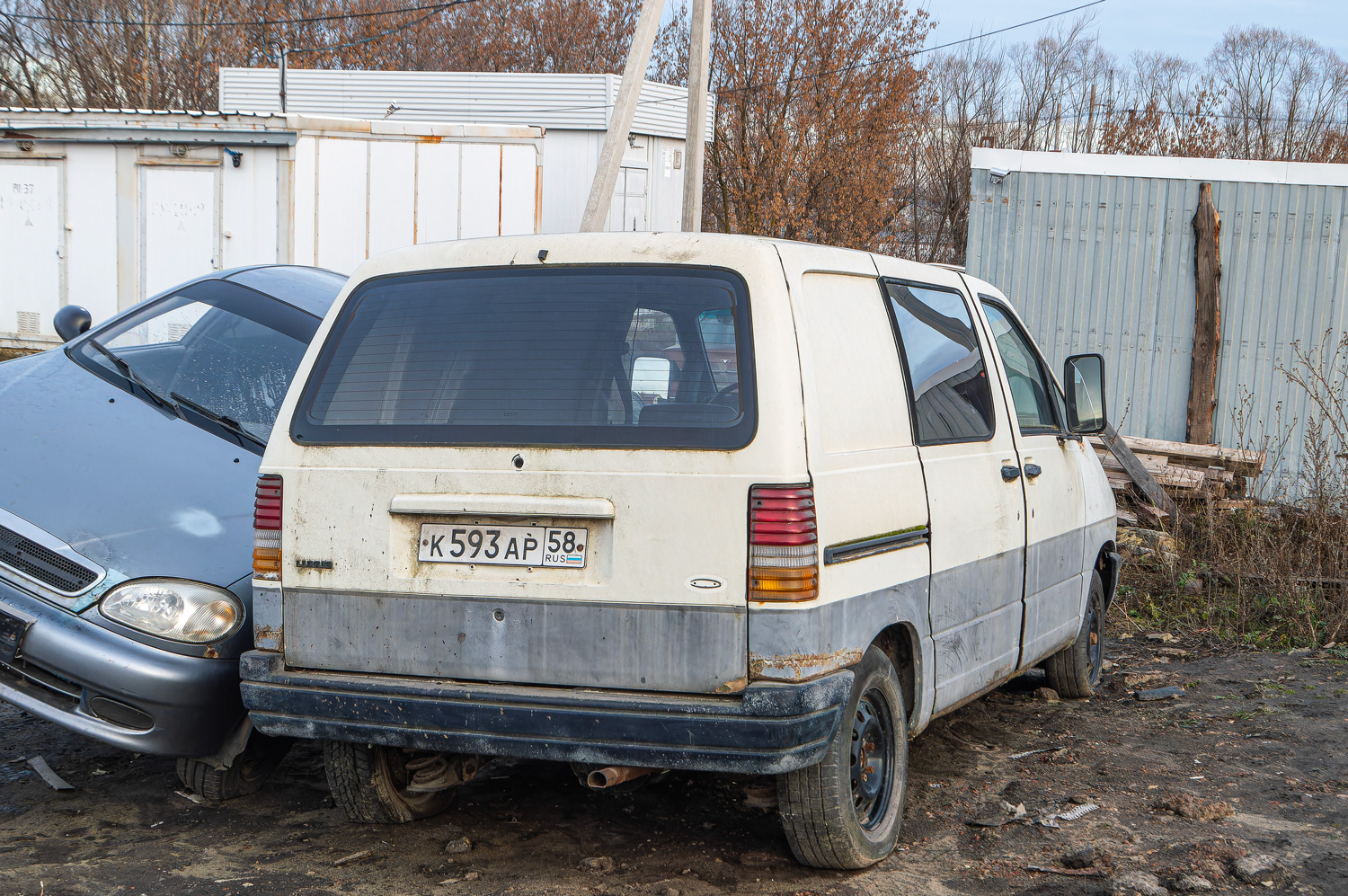 Пензенская область, № К 593 АР 58 — Ford Aerostar '86-97