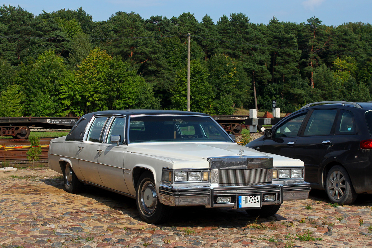 Литва, № H02254 — Cadillac Fleetwood 75 (10G) '71-76