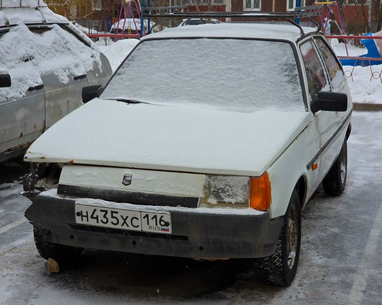 Татарстан, № Н 435 ХС 116 — ЗАЗ-11022 Таврия '90-93