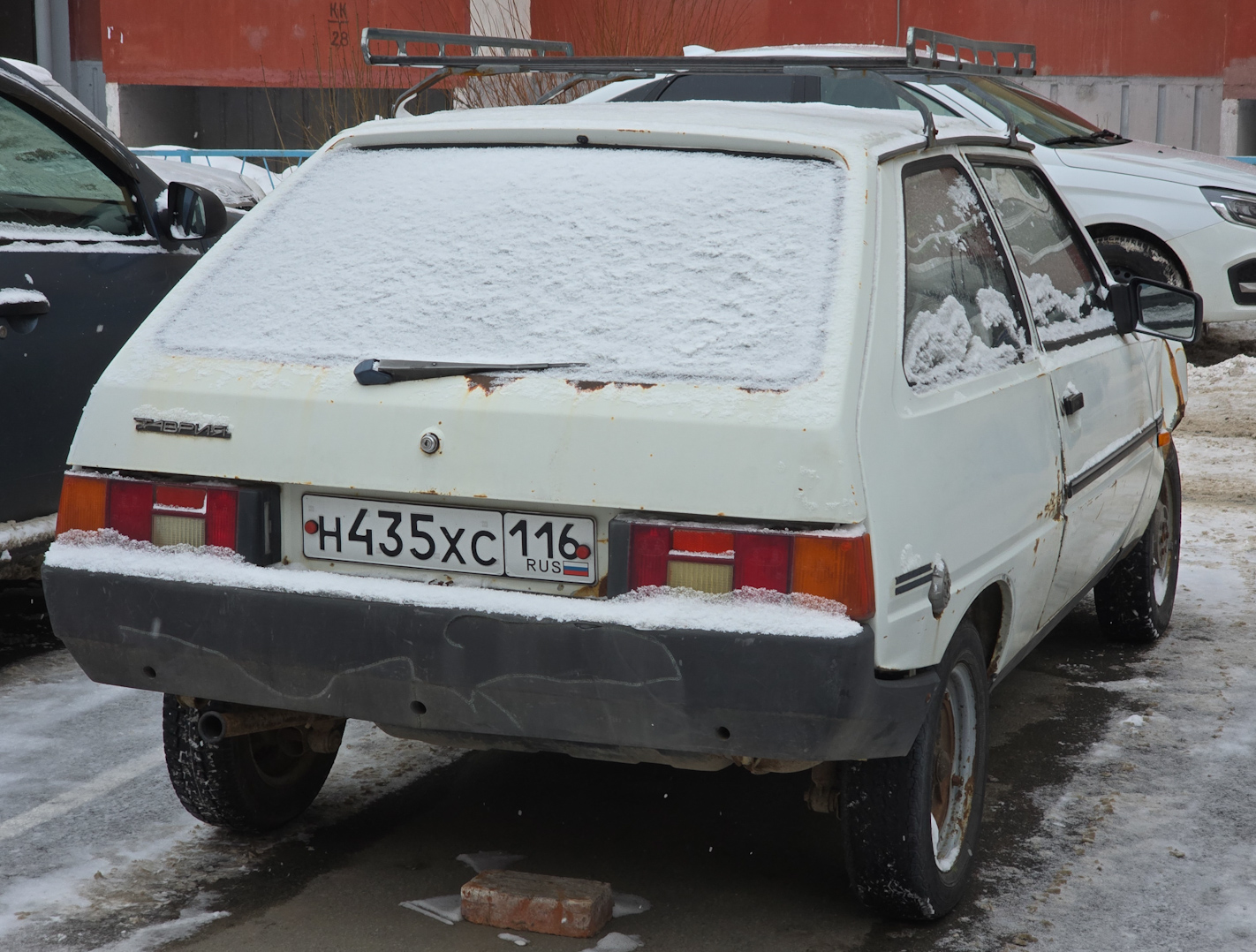 Татарстан, № Н 435 ХС 116 — ЗАЗ-11022 Таврия '90-93