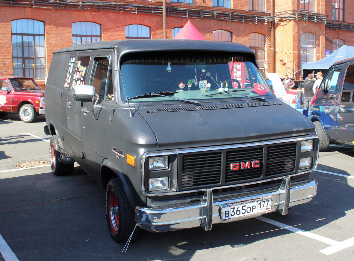 Москва, № В 365 ОР 177 — Chevrolet Van (3G) '71-96; Санкт-Петербург — Ежегодная выставка классических и кастомных автомобилей и мотоциклов "Original Meet"