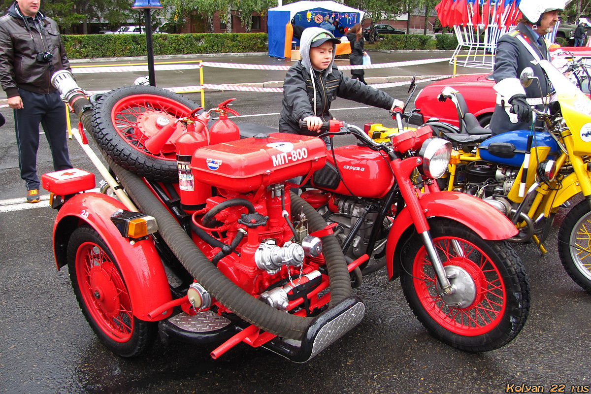 Алтайский край, № 9660 АМ 22 — Днепр МТ-10 / МТ-10-36 '73-84; Алтайский край — Выставки ко дню города Барнаул, 2012 г.