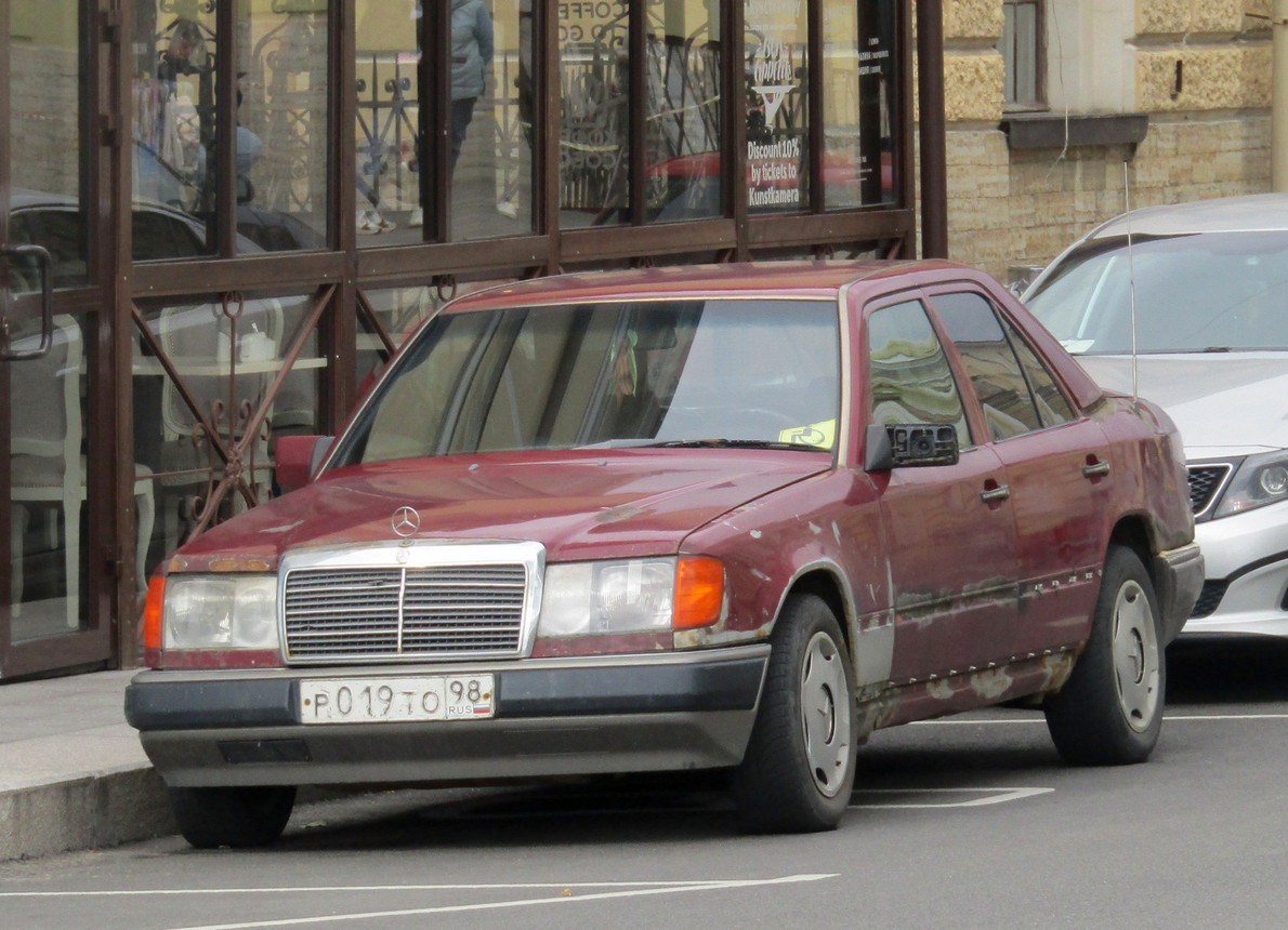 Санкт-Петербург, № Р 019 ТО 98 — Mercedes-Benz (W124) '84-96