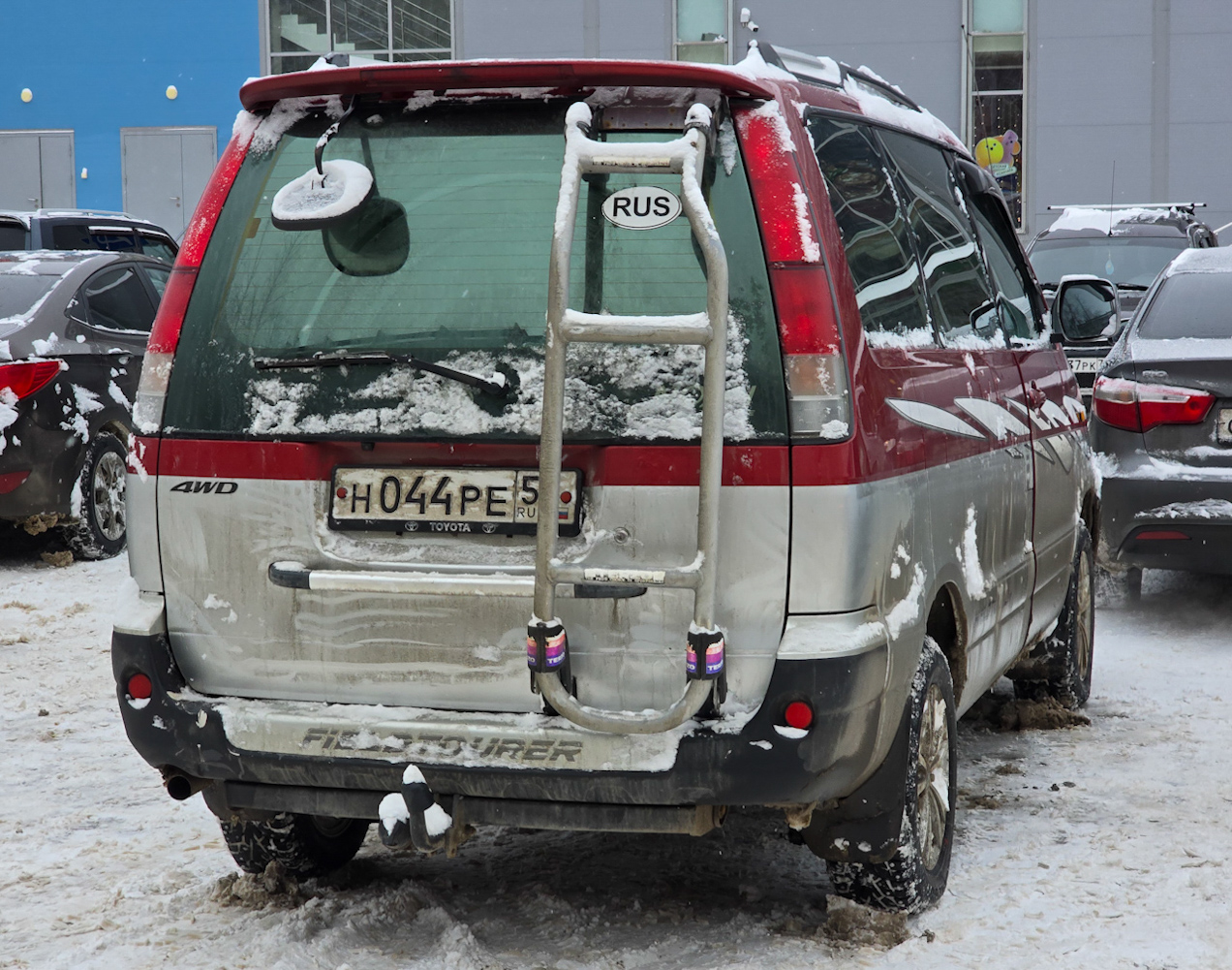 Татарстан, № Н 044 РЕ 55 — Toyota Town Ace Noah (R40, R50) ’96-01