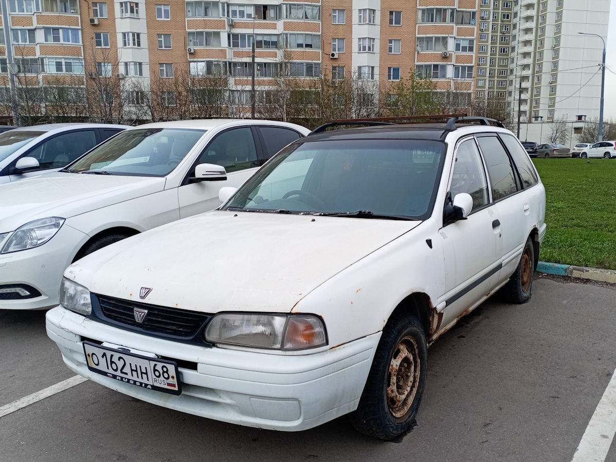 Тамбовская область, № О 162 НН 68 — Nissan Wingroad (Y10) '96-99