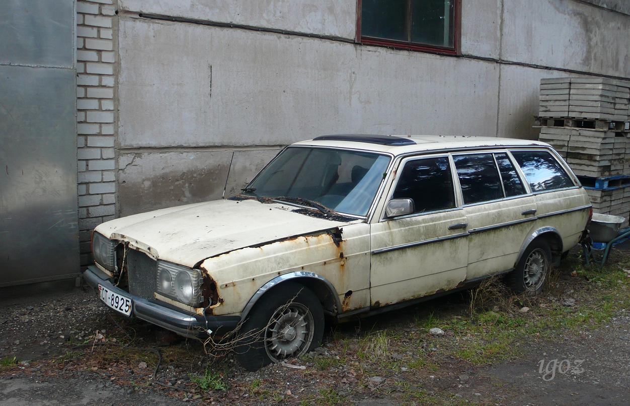 Латвия, № CT-8925 — Mercedes-Benz (S123) '77-86
