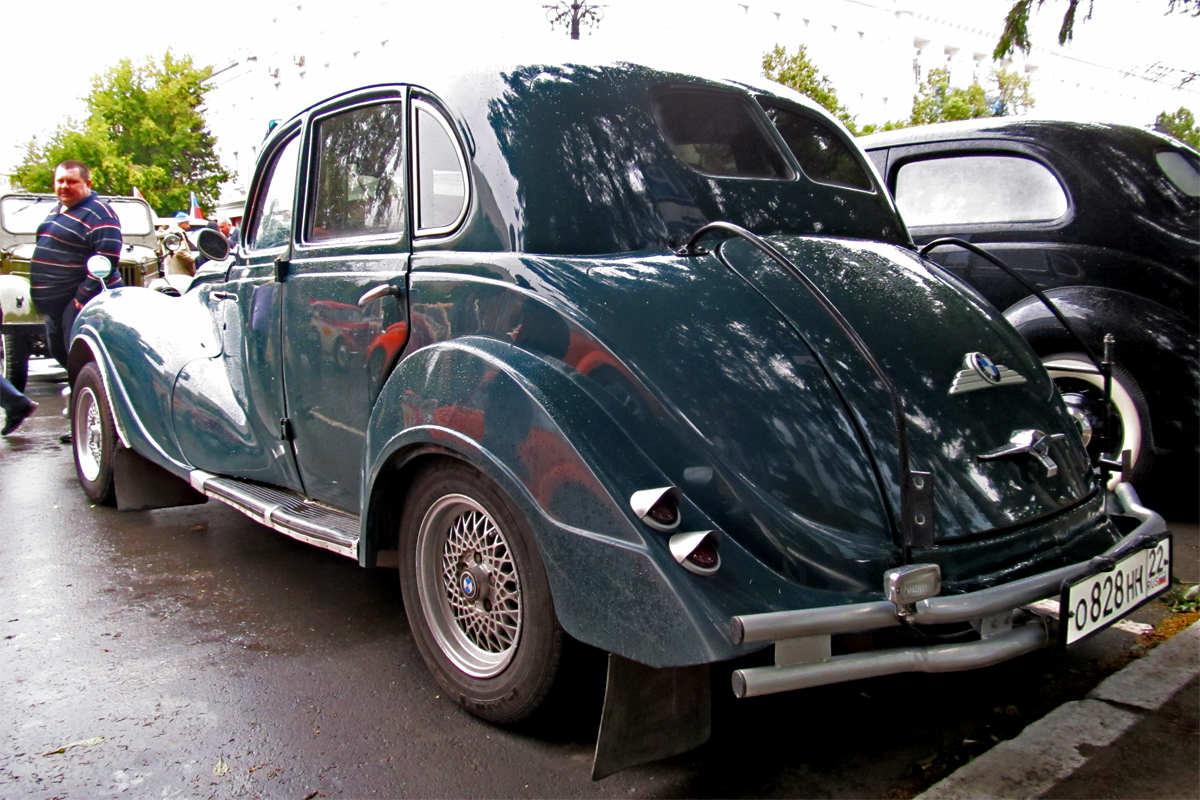 Алтайский край, № О 828 НН 22 — BMW/EMW 340 '49-55; Алтайский край — Выставки ко дню города Барнаул, 2013 г.