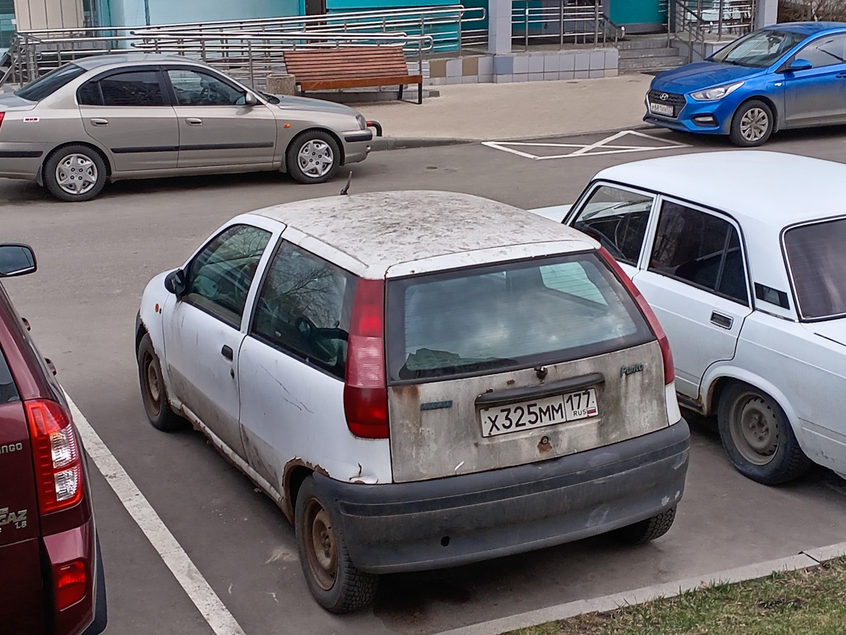 Москва, № Х 325 ММ 177 — FIAT Punto (176) '93-00