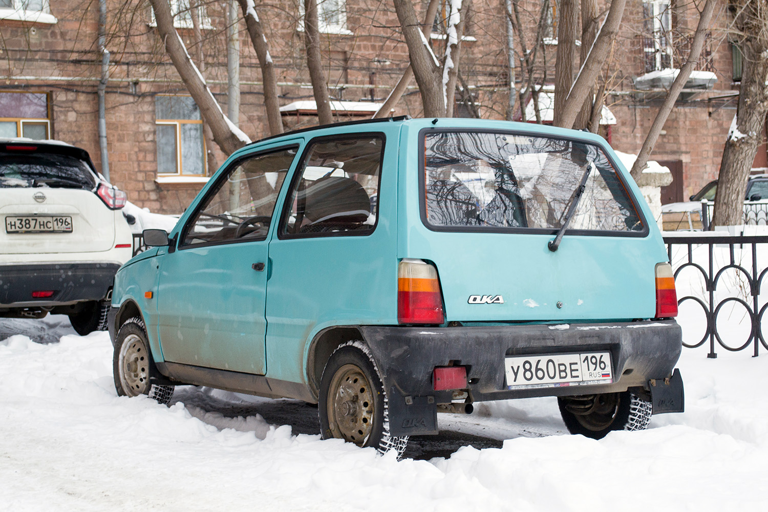 Свердловская область, № У 860 ВЕ 196 — ВАЗ-11113 (ЗМА) '96-06