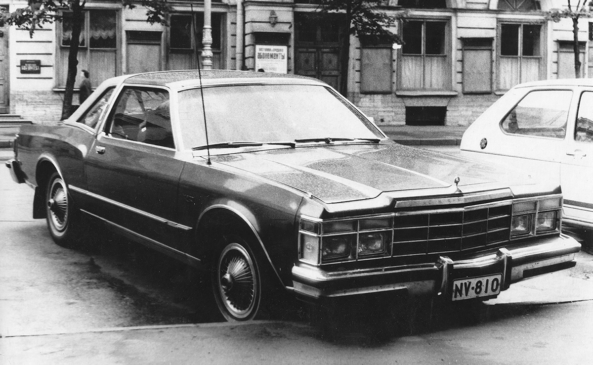 Финляндия, № NV-810 — Chrysler LeBaron (1G) '77-81; Исторические фотографии (до 2000 года) (Москва)