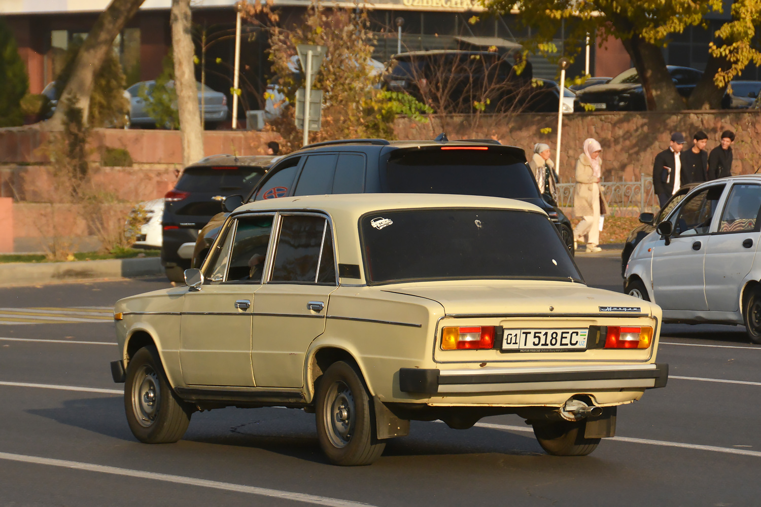Узбекистан, № 01 T 518 EC — ВАЗ-2106 Жигули '75-06