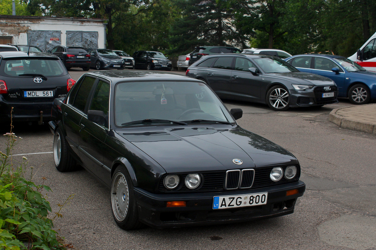 Литва, № AZG 800 — BMW 3 Series (E30) '82-94