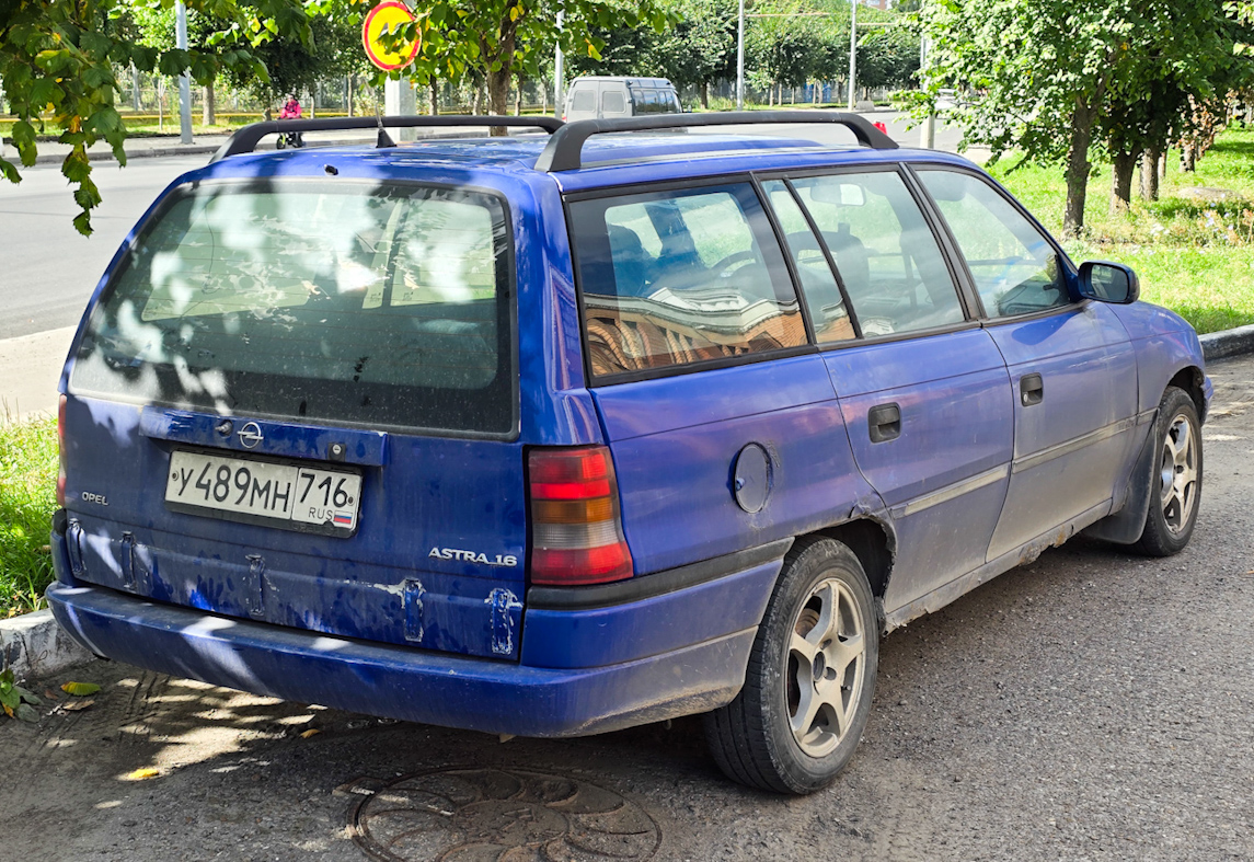Татарстан, № У 489 МН 716 — Opel Astra (F, T92) Caravan '91-98
