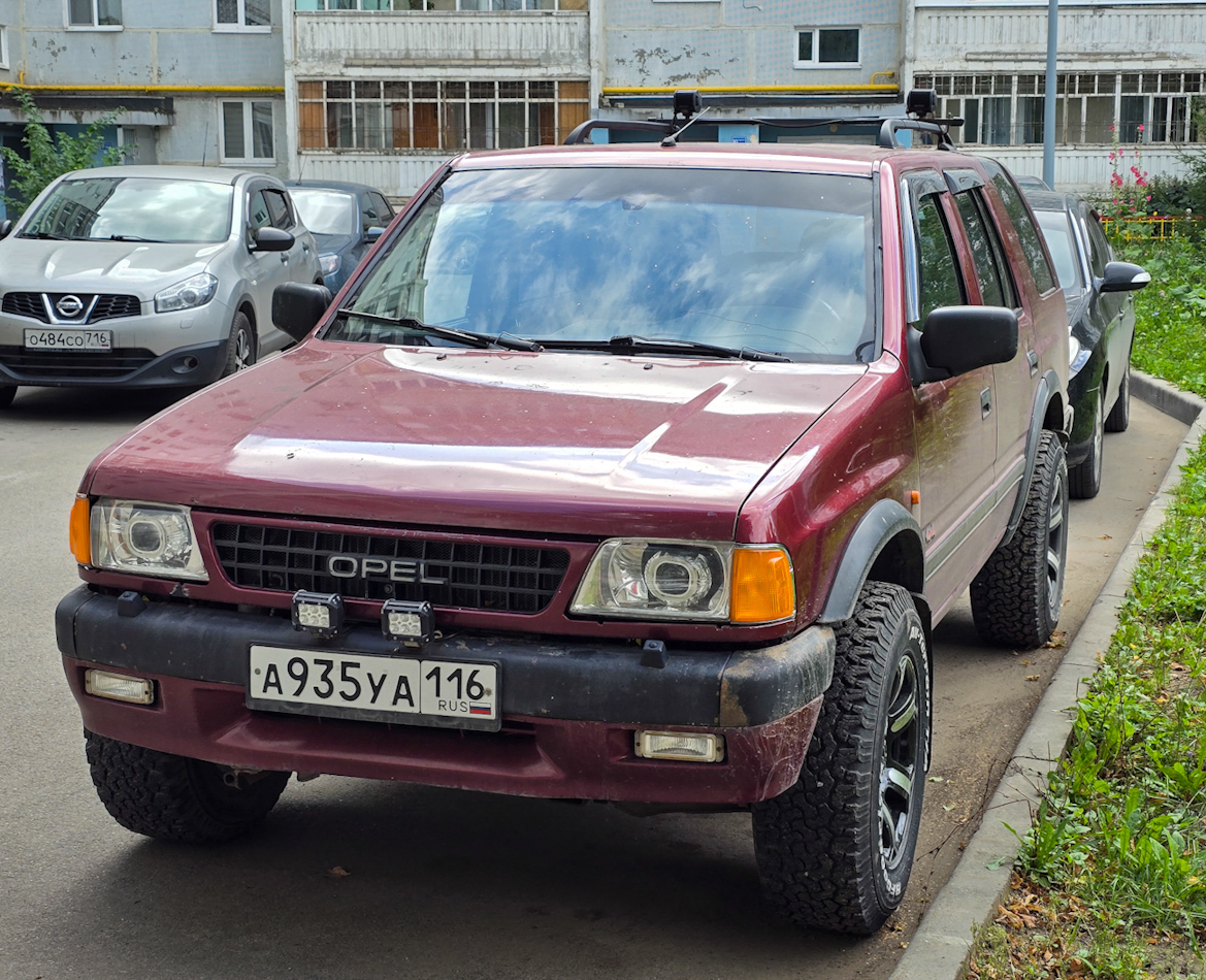 Татарстан, № А 935 УА 116 — Opel Frontera (A) '91-98