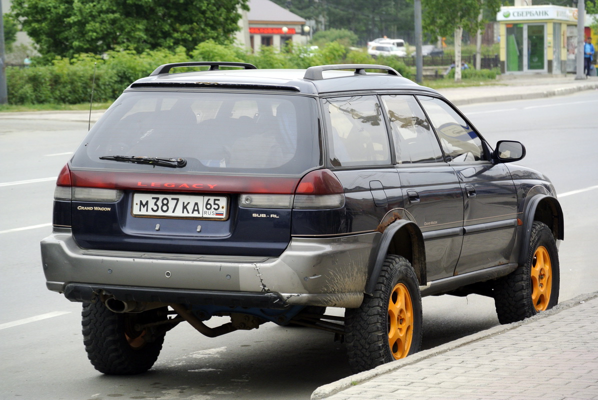 Сахалинская область, № М 387 КА 65 — Subaru Legacy (2G) '93-99