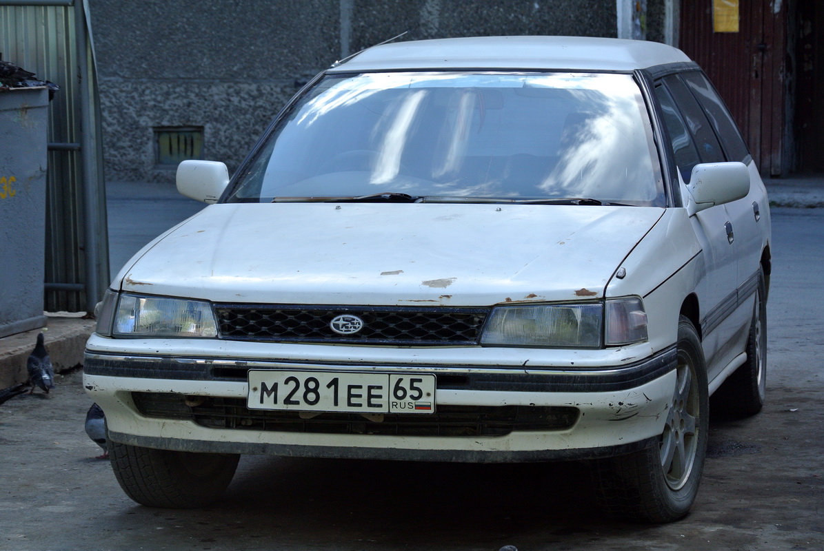 Сахалинская область, № М 281 ЕЕ 65 — Subaru Legacy (1G) '89-93