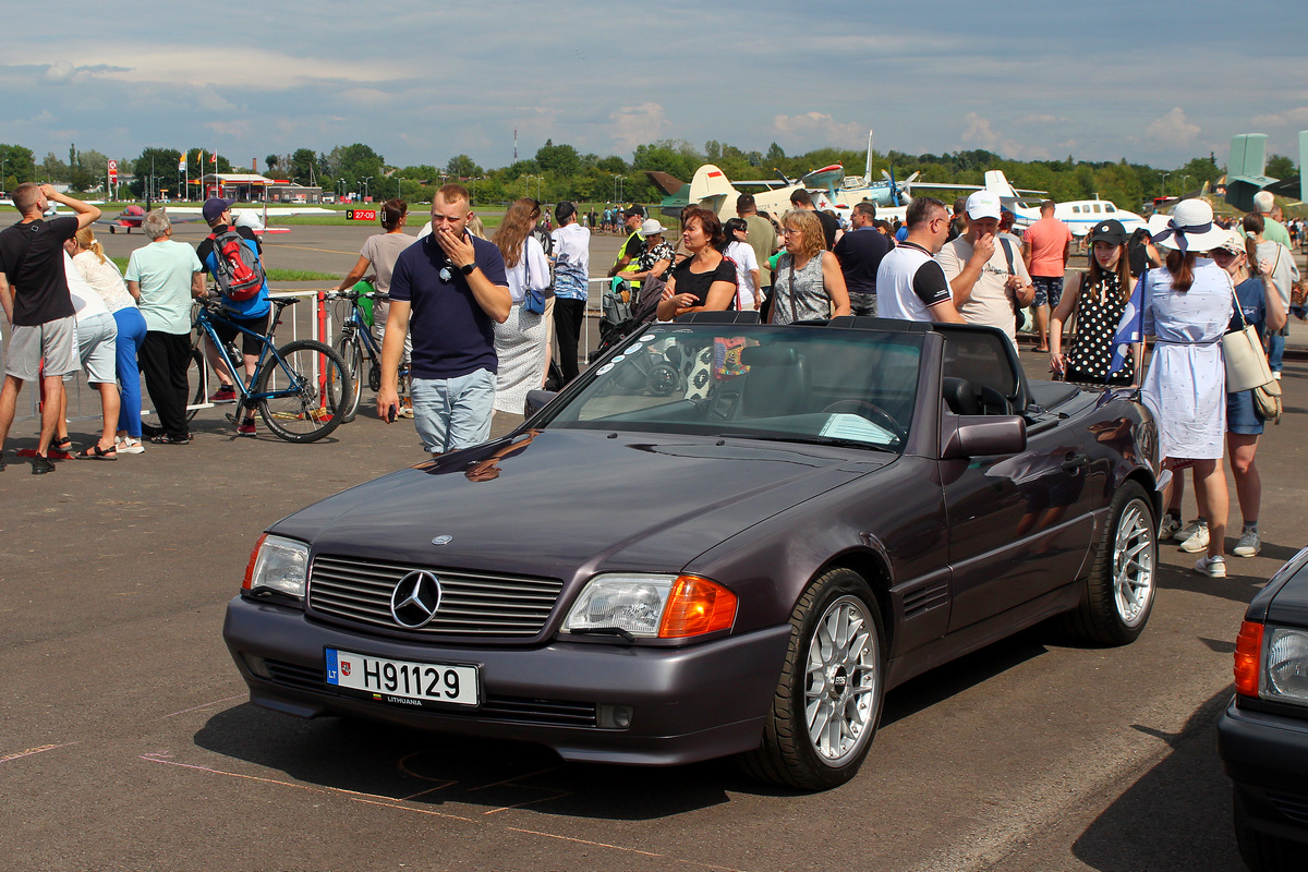 Литва, № H91129 — Mercedes-Benz (R129) '89-01; Литва — Kauno Aviacijos šventė 2024