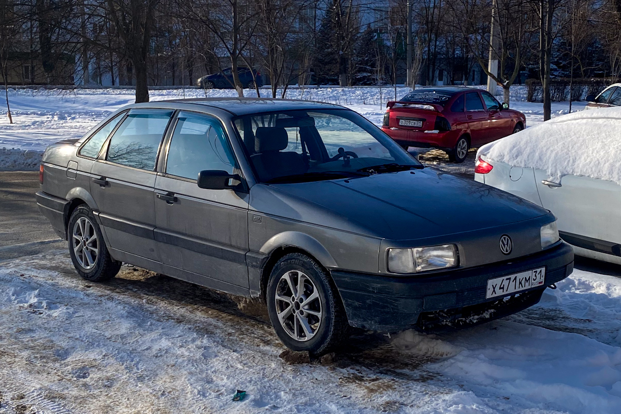 Белгородская область, № Х 471 КМ 31 — Volkswagen Passat (B3) '88-93