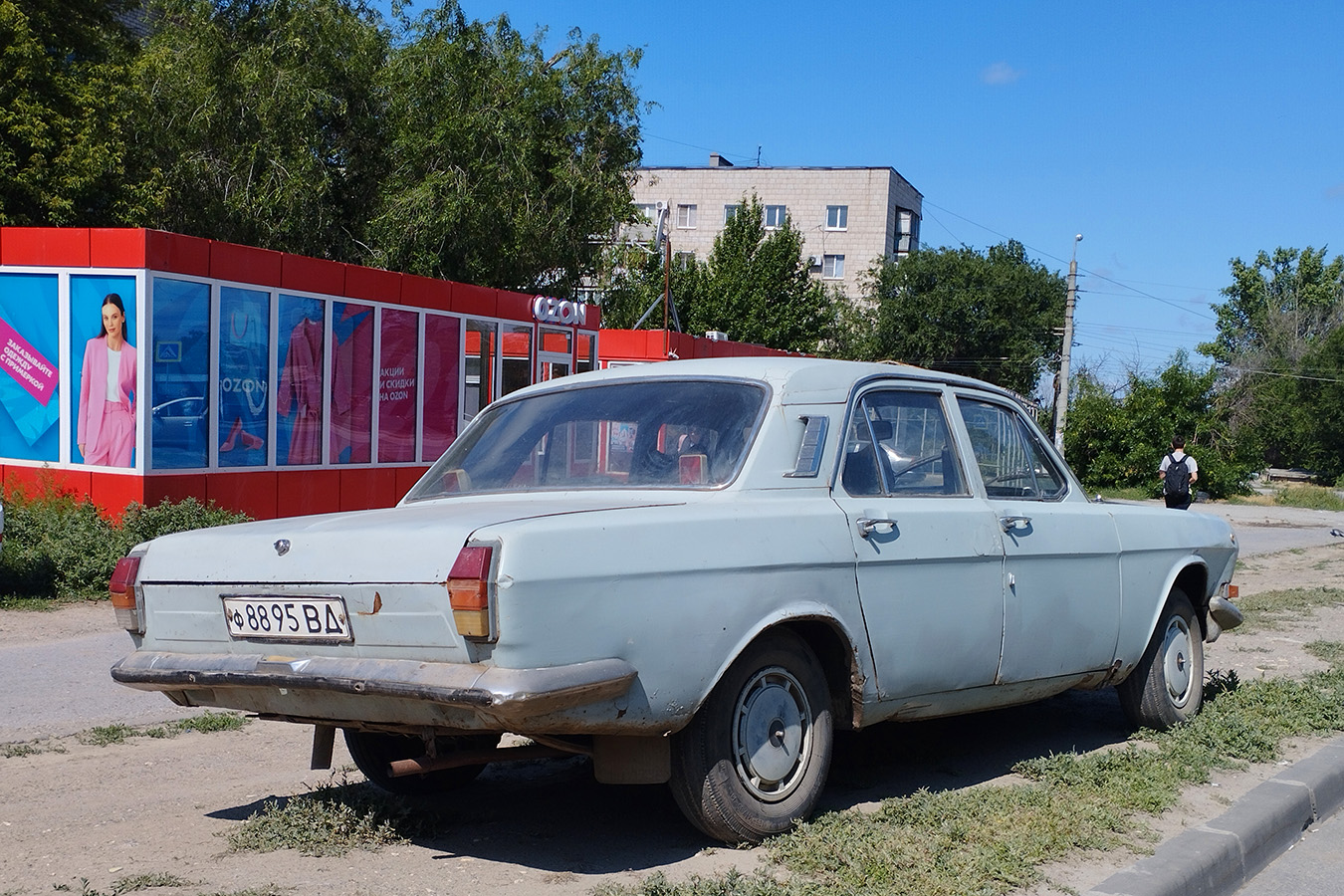 Волгоградская область, № Ф 8895 ВД — ГАЗ-24 Волга '68-86