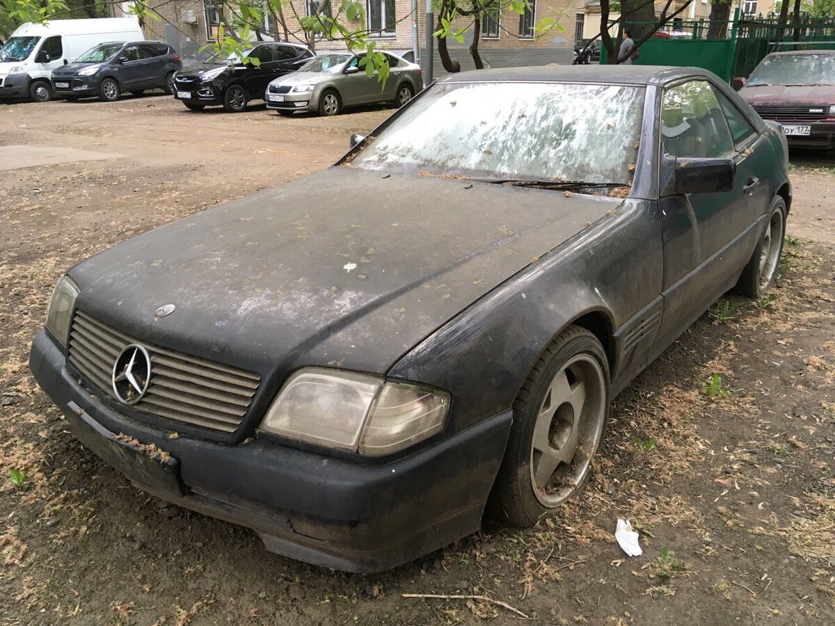 Москва, № (77) Б/Н 0934 — Mercedes-Benz (R129) '89-01