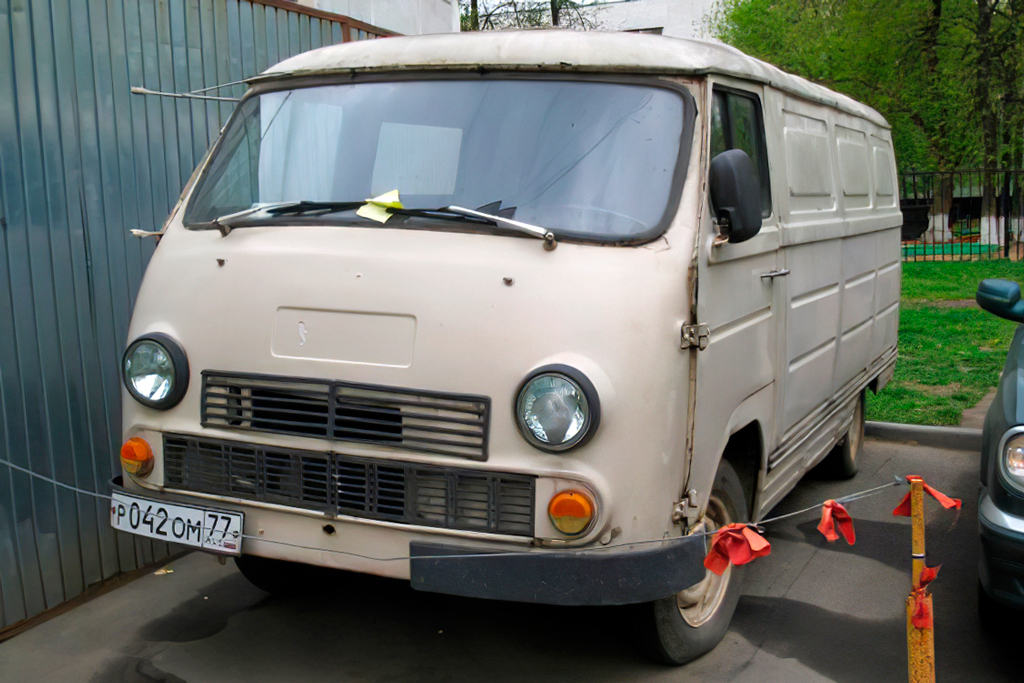 Москва, № Р 042 ОМ 77 — ЕрАЗ-762В '79-96