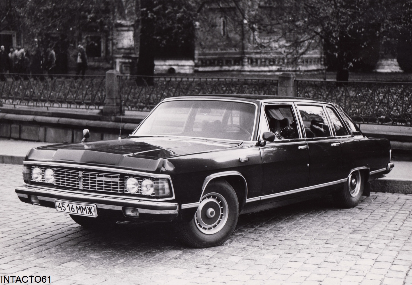 Москва, № 4516 ММЖ — ГАЗ-14 Чайка '76-89; Исторические фотографии (до 2000 года) (Москва)