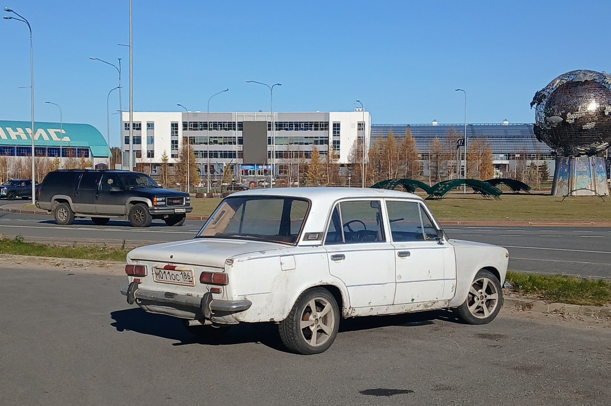 Ханты-Мансийский автоном.округ, № М 011 ОС 186 — ВАЗ-2101 Жигули '70-83