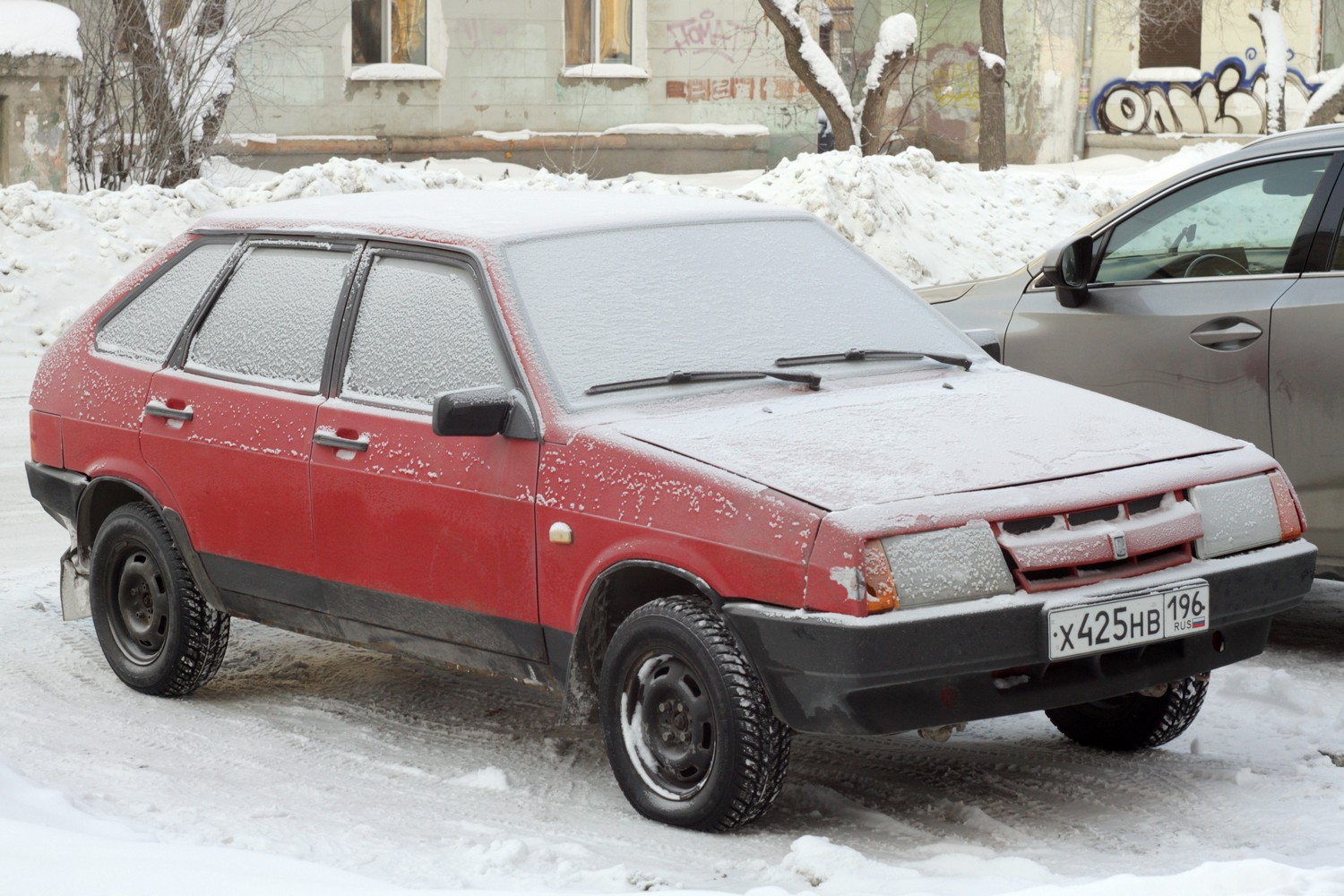 Свердловская область, № Х 425 НВ 196 — ВАЗ-2109 '87-93