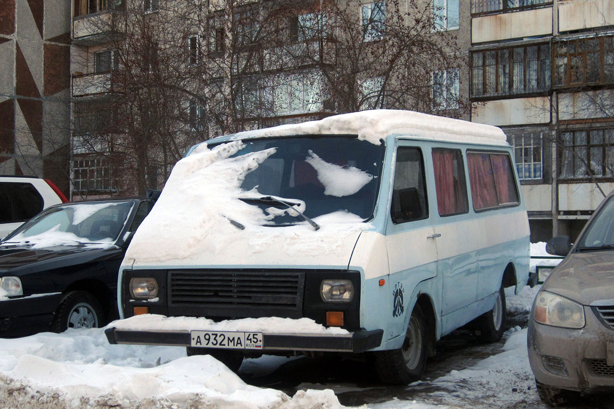 Тюменская область, № А 932 МА 45 — РАФ-22038-02 Латвия '94-97