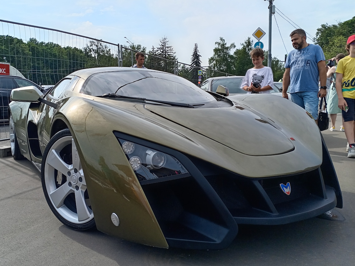 Москва, № (77) Б/Н 0744 — Marussia B2 '09-14; Москва — Фестиваль "Ретрорейс" 2025; Транспортные средства без номеров (Москва)