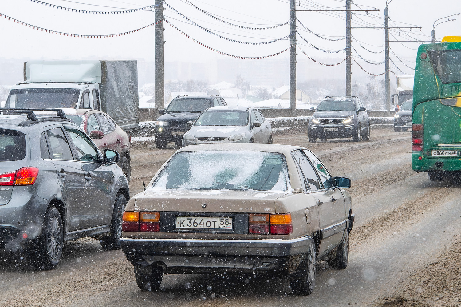 Пензенская область, № К 364 ОТ 58 — Audi 100 (C3) '82-91