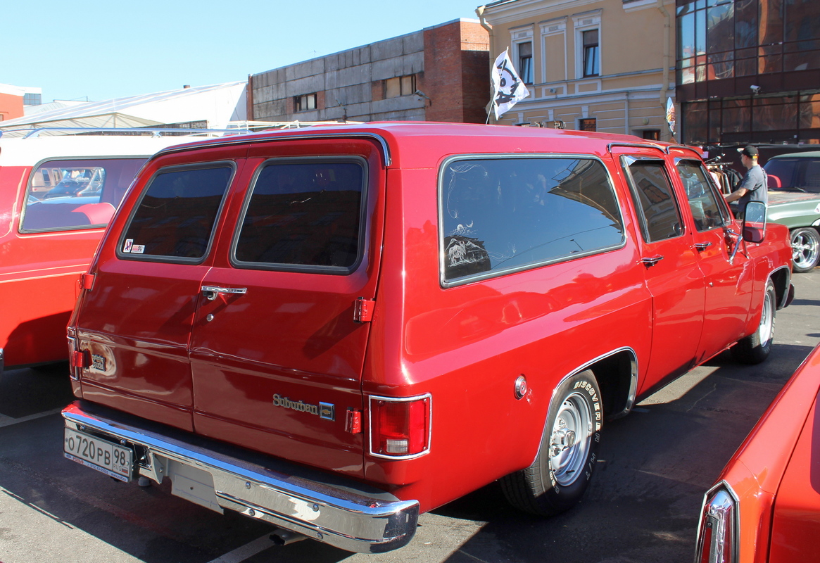 Санкт-Петербург, № О 720 РВ 98 — Chevrolet Suburban (7G) '73-91; Санкт-Петербург — Ежегодная выставка классических и кастомных автомобилей и мотоциклов "Original Meet"