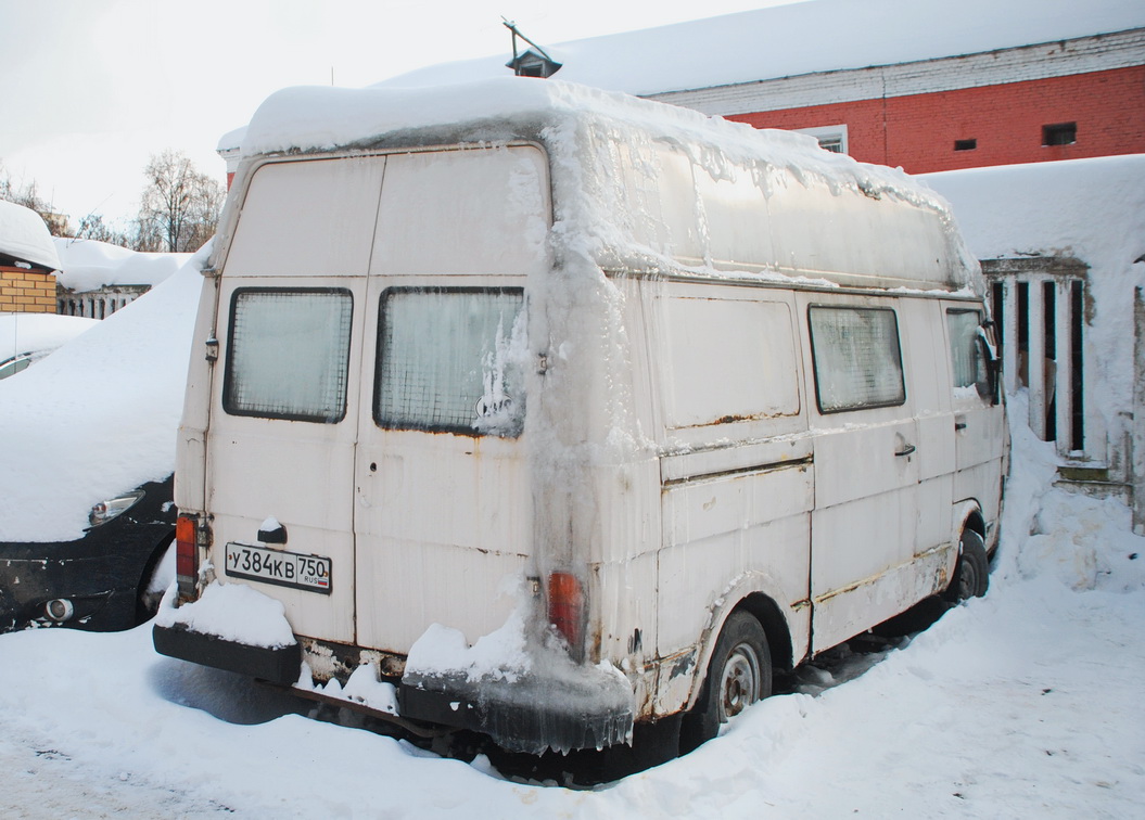 Московская область, № У 384 КВ 750 — Volkswagen LT Hochdach '75-96