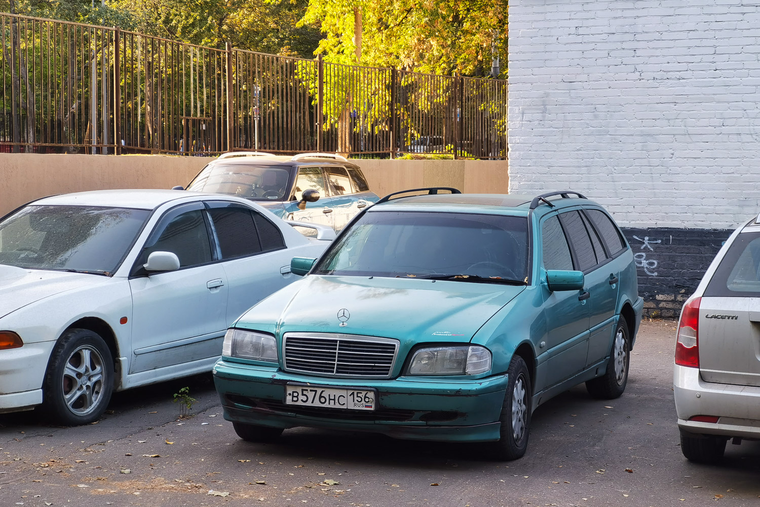 Оренбургская область, № В 576 НС 156 — Mercedes-Benz (S202) '96-01