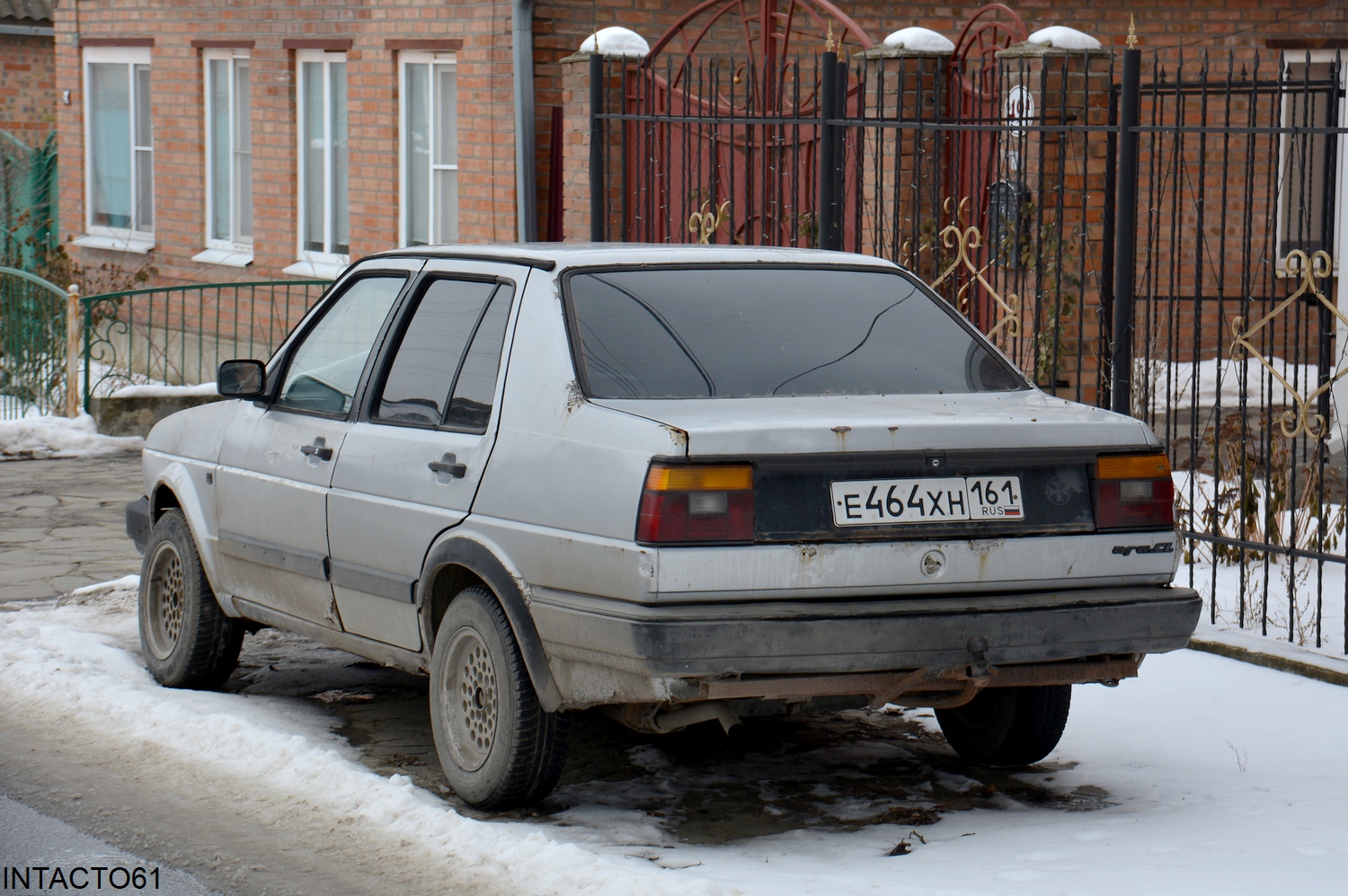 Ростовская область, № Е 464 ХН 161 — Volkswagen Jetta Mk2 (Typ 16) '84-92