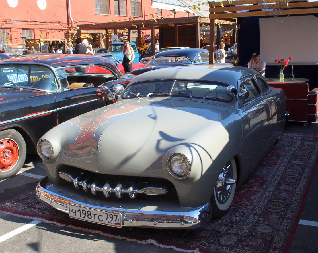 Москва, № Н 198 ТС 797 — Ford (общая модель); Санкт-Петербург — Ежегодная выставка классических и кастомных автомобилей и мотоциклов "Original Meet"